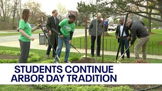 Arbor Day: Milwaukee students, city leaders continue tradition | FOX6 News Milwaukee