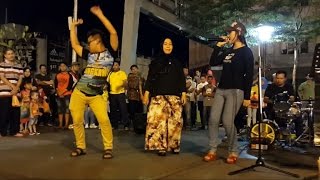 Download lagu goyang inul-nurul feat Retmelo buskers,goyang power mantap mp3