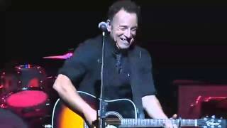 Stand up for hereoes [HQ] 2012 Bruce Springsteen - working on the highway