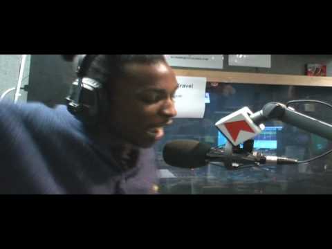 Tempa T & JME bars on the Logan Sama show: 19/01/09 Part 1/1 (HD)