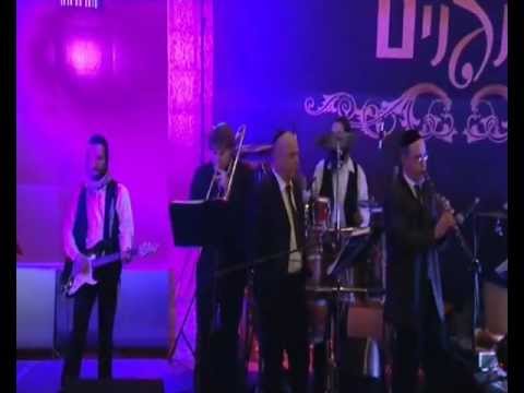המנגנים: קטע כלייזמר בטעם של פעם | HaMenagnim: A warm piece of Klezmer