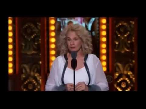 The origianl Broadway cast of Beautiful performs at the 2014 Tony Awards
