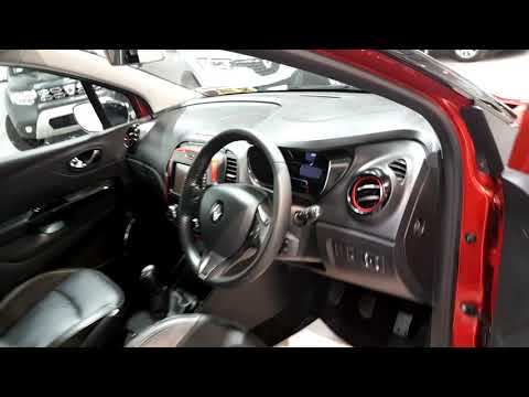 152CE299 - 2015 Renault Captur SIGNATURE FULL LEATHER 14,495