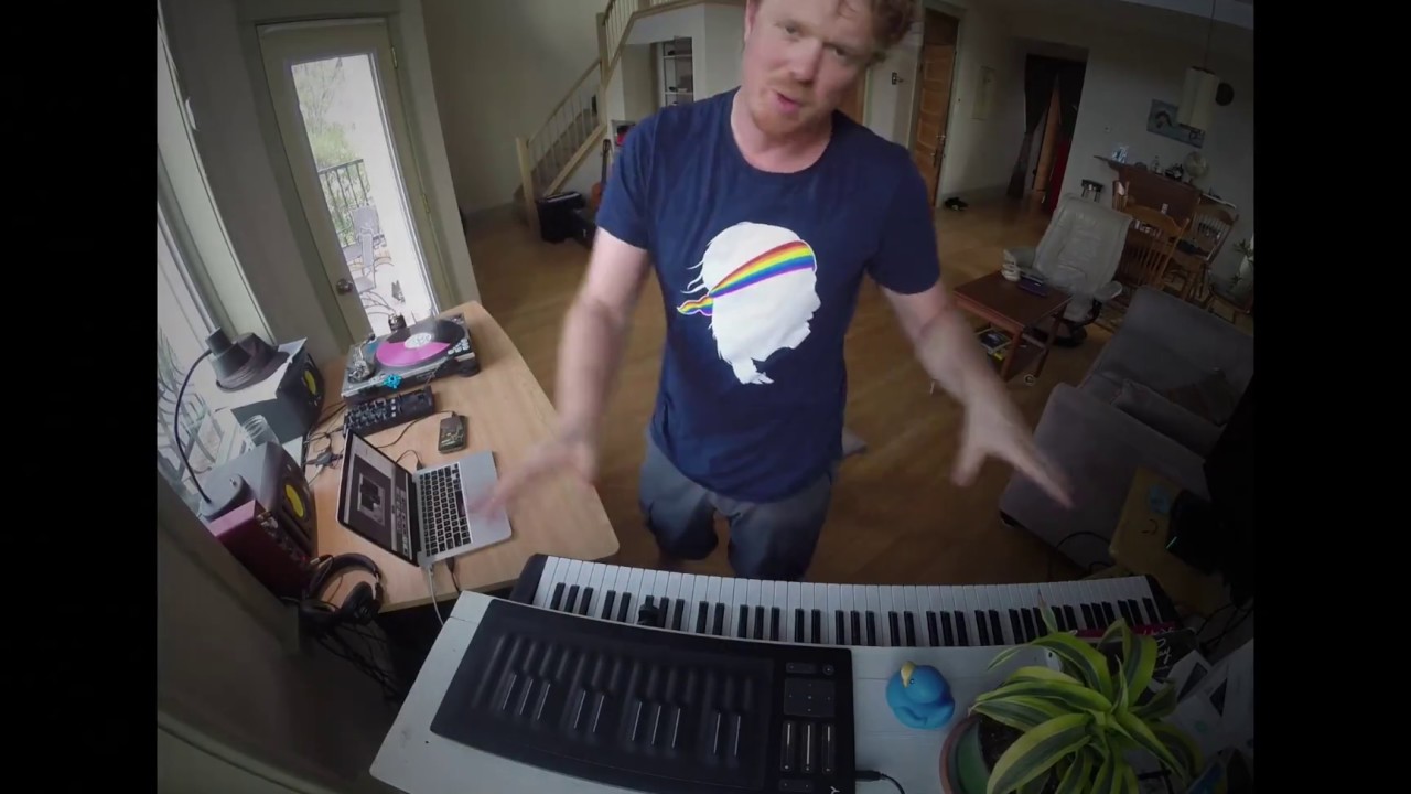 Video ea0bba9d-a294-466f-adda-317613595545