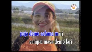 Download lagu Cikgu Sulizi - Ku Pendam Luka Di Hati (Video Muzik) mp3
