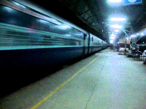 Indian Railways..12163 Dadar- Chennai express doing good speed