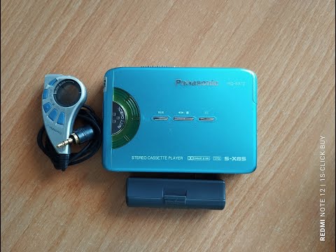 A réparer/To repair Panasonic 2 Walkman Baladeur Cassette (Defekt) in
