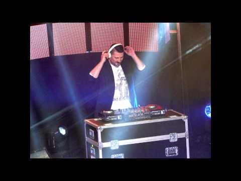 60 Years Eurovision Medley (Antonis Karatzikos Mad Eurosong 2015 Mix)