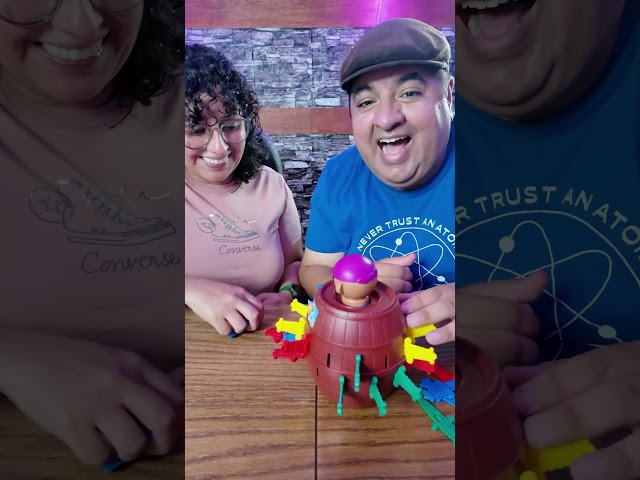 Vídeo relacionado con HO-SFSM Juegos de Mesa Pop Up de Pirata,Cubo de Juguete Pirata Divertido, Juegos de Tablero para Niños Regalo de Niños y Niñas de 3 4 5 Años