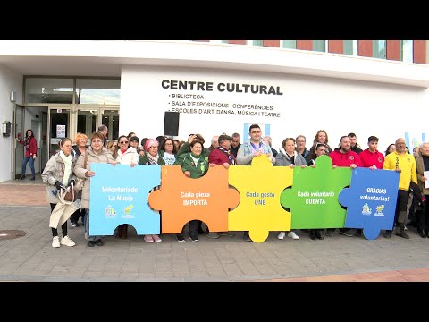 Un gran “puzle solidario” protagonizó el “Día del Voluntariado” en La Nucía