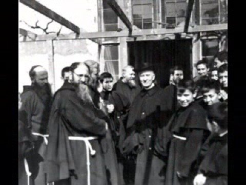 CoDoNa Hey da ba doom