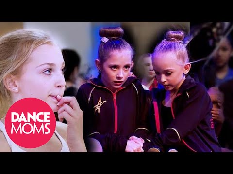 The Mini Duet BEATS the Junior Elite’s Duet (Season 7 Flashback) | Dance Moms