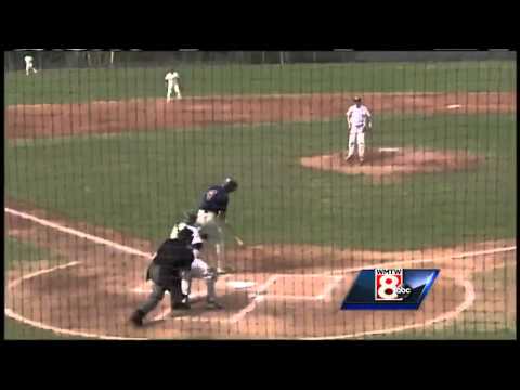 Sam Dexter named D3 player of the year, Richards and Flaherty earn all new england honors