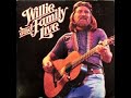 Willie Nelson w\ Johnny Paycheck - Take this job and shove it (Live)