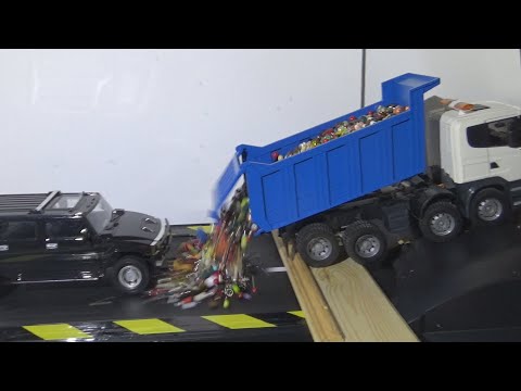RC Hummer H2 vs Dump Truck On Treadmill