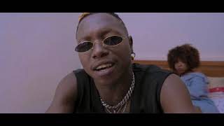 Download lagu IZY_ORPHELIN  (BANANA CLIP OFFICIEL ) mp3