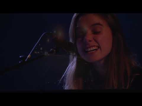 Hurt Less / Go Home - Julien Baker (Pitchfork Live)