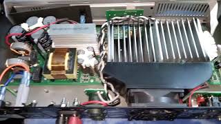 Video thumbnail for QSC GX7 1000-Watt Power Amplifier por dentro by ALE 9410