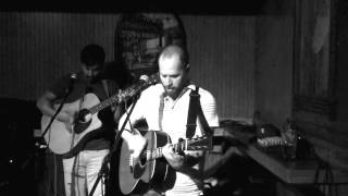 Britton &amp; Ming - Blythe (Red Circle Underground Acoustic Cover)