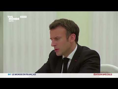 Présidentielle 2022 : Emmanuel Macron, candidat en temps de guerre
