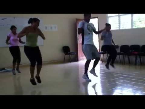 Gerry Villanueva - La Celosa (El Pelón del Mikrophone)