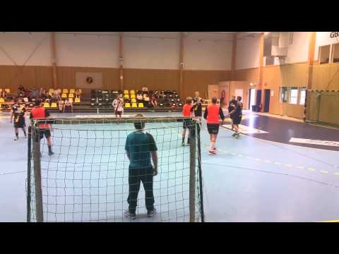 Finalen i första minihandbollsturnering i Växjö.