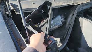 2007-2014 BMW  X5/X6 DME module location and how to remove it.