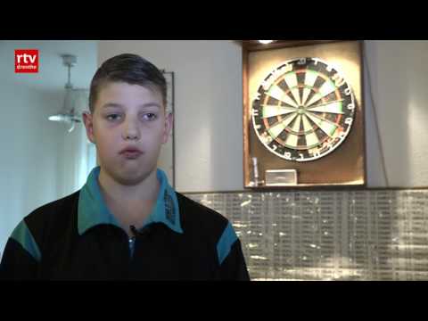 Darts talent Kevin (13): In ten years I want to be at the World Championship