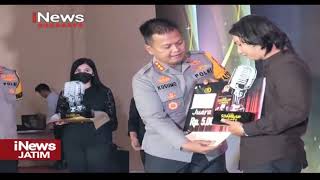 Download lagu Jaring Kritik Polisi Melalui Stand Up Comedy #iNewsJatim 28/06 mp3