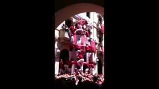 preview picture of video 'THE HUMAN CASTLES OF THE COLLA JOVES XIQUETS DE VALLS -- VIDEO 4.'