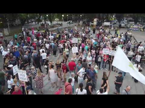 Masa Ljudi u Odžacima: Neverovatan Pogled iz Drona!