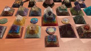 Orgonitová energetická pyramida s tygřím okem - Strom života (7x7x6 cm)