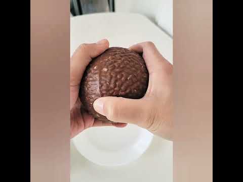 Opening Grand Ferrero Rocher #youtubeshorts  #ferrerorocher #asmr #shorts