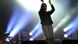 Kasabian - Club Foot - Where did all the love go (live@Mainsquare festival) 2 july 2011