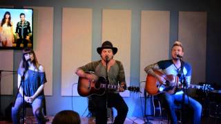 Gloriana Sings Best Night Ever