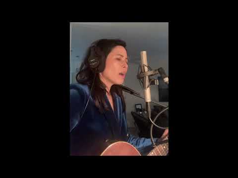 Odessa Chen (Runaway Train, performed live in 2021) copyright 2015