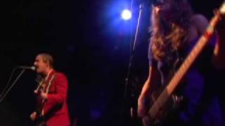 The Lovemakers "Falling Apart"