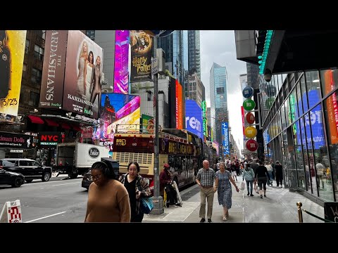 NYC LIVE Exploring Friday Afternoon (September 22, 2023)