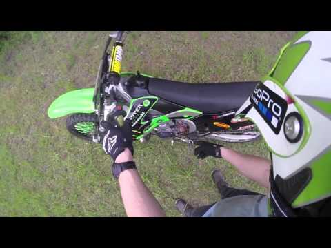 Tricks on how to free a motorcycle clutch that won't disengage: Live demo on KX250