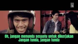 Download lagu Adera - Terlambat (Lirik) mp3