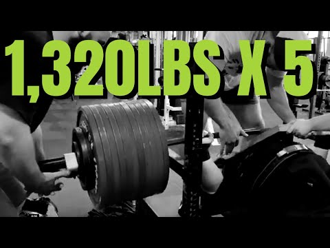 Benching 1,320lbs for 5 Reps