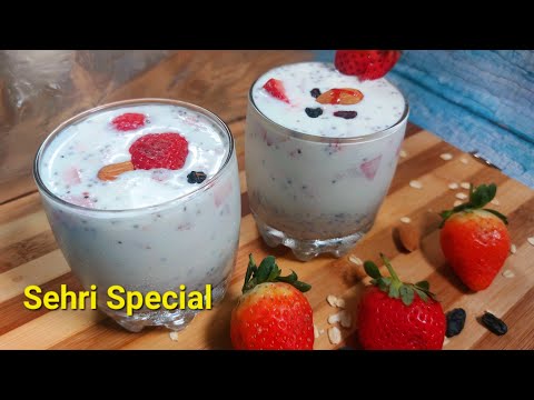 Strawberries & Cream Overnight Oats Recipe | Sehri Special Recipe | Breakfast Recipe