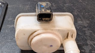 2017 Chrysler Pacifica EVAP leak codes P0456 and P0440 leak detection unit replacement