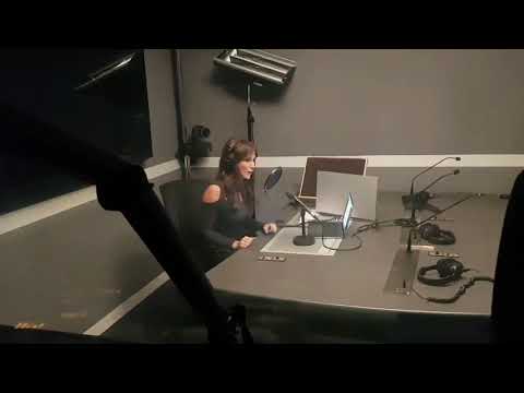 Marina Berry voice over on Talksport for Ad The QLive App!