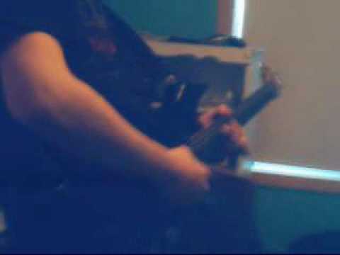 Kirk Hammett Style solo on Fender Amp