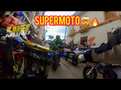 Categoría Supermoto en Carreras de Motovelocidad en El Tambo Nariño - Piloto Mono413