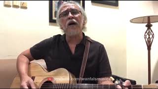 Download lagu Iwan Fals - Sarjana Muda (Live) mp3