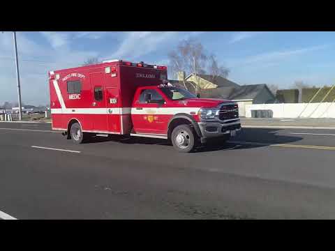 Pasco Fire Department Medic 2824 Responding
