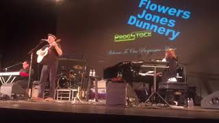 Flowers, Dunnery & Jones performing Solsbury Hill at ProgStock 2017 10/13/17