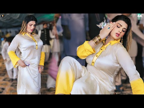 Dil Phir Bhi Tumhe Dete Hain Kya Yaad Karoge, Urwa Khan Bollywood Song Dance Performance 2024